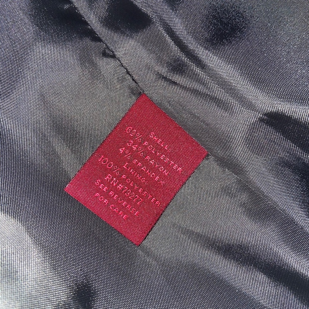 Blazer - Picture 3 of 5